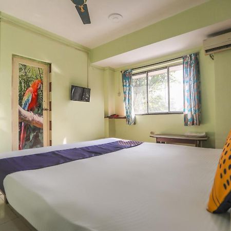 Spot On 10470 Hollywood Joka Hotel Bhasa Luaran gambar