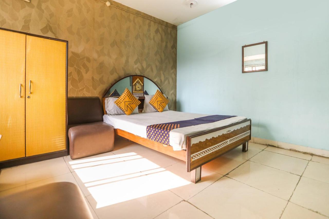 Spot On 10470 Hollywood Joka Hotel Bhasa Luaran gambar