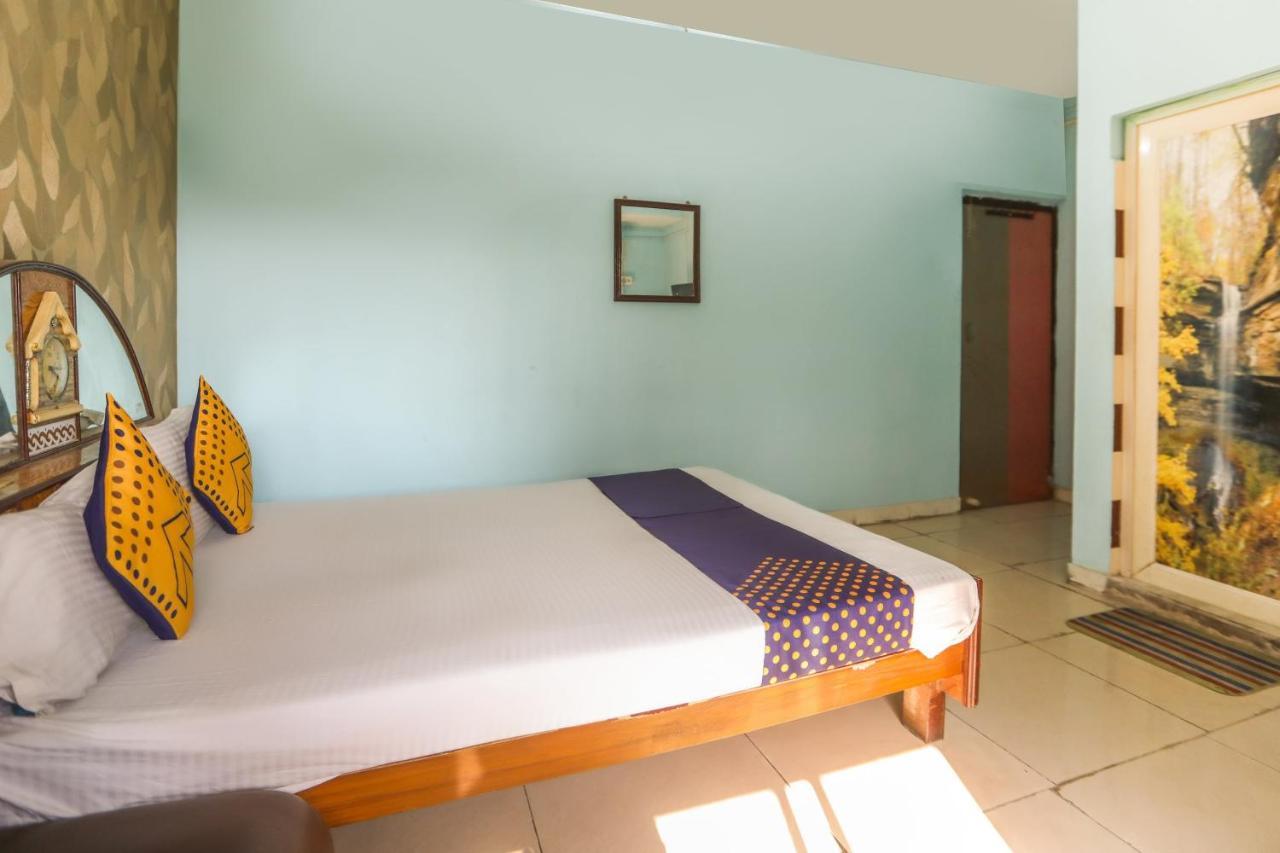 Spot On 10470 Hollywood Joka Hotel Bhasa Luaran gambar