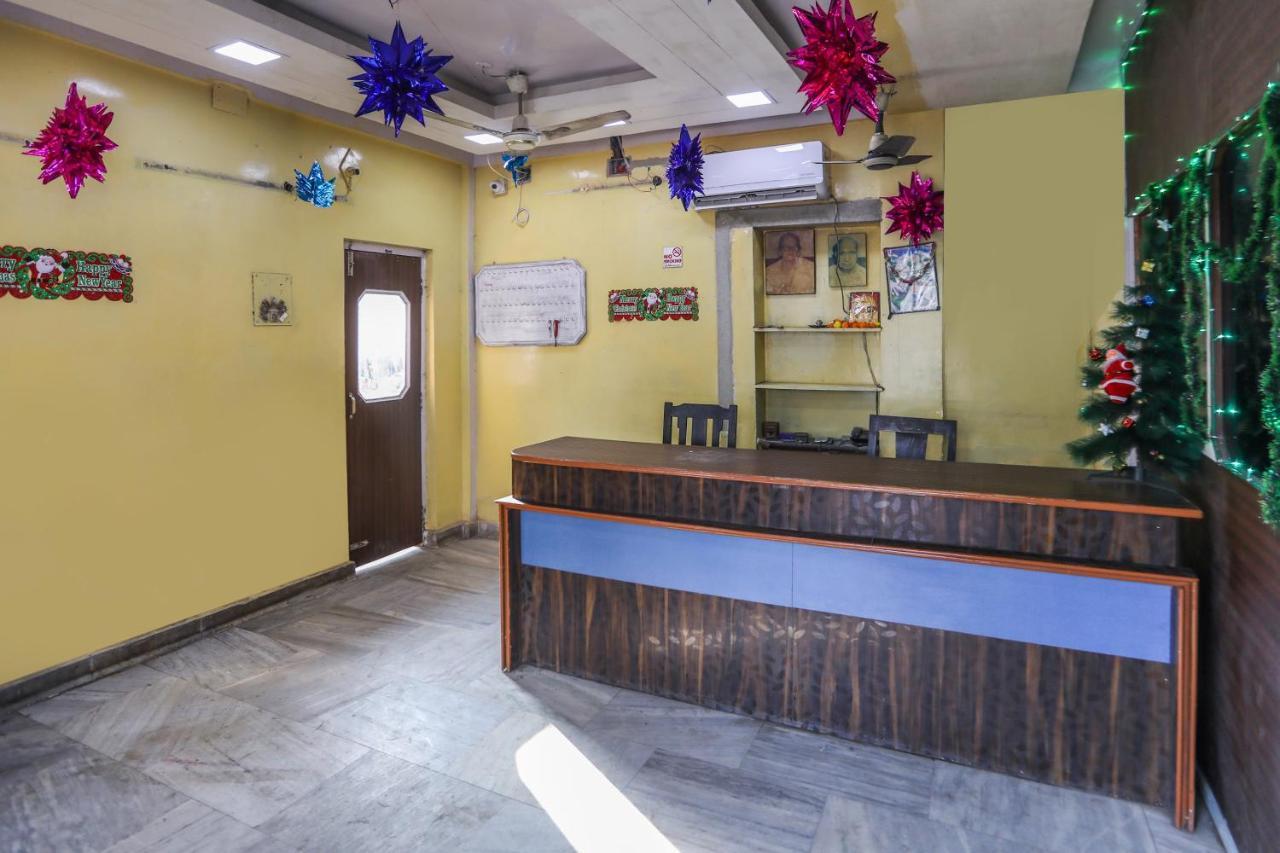 Spot On 10470 Hollywood Joka Hotel Bhasa Luaran gambar