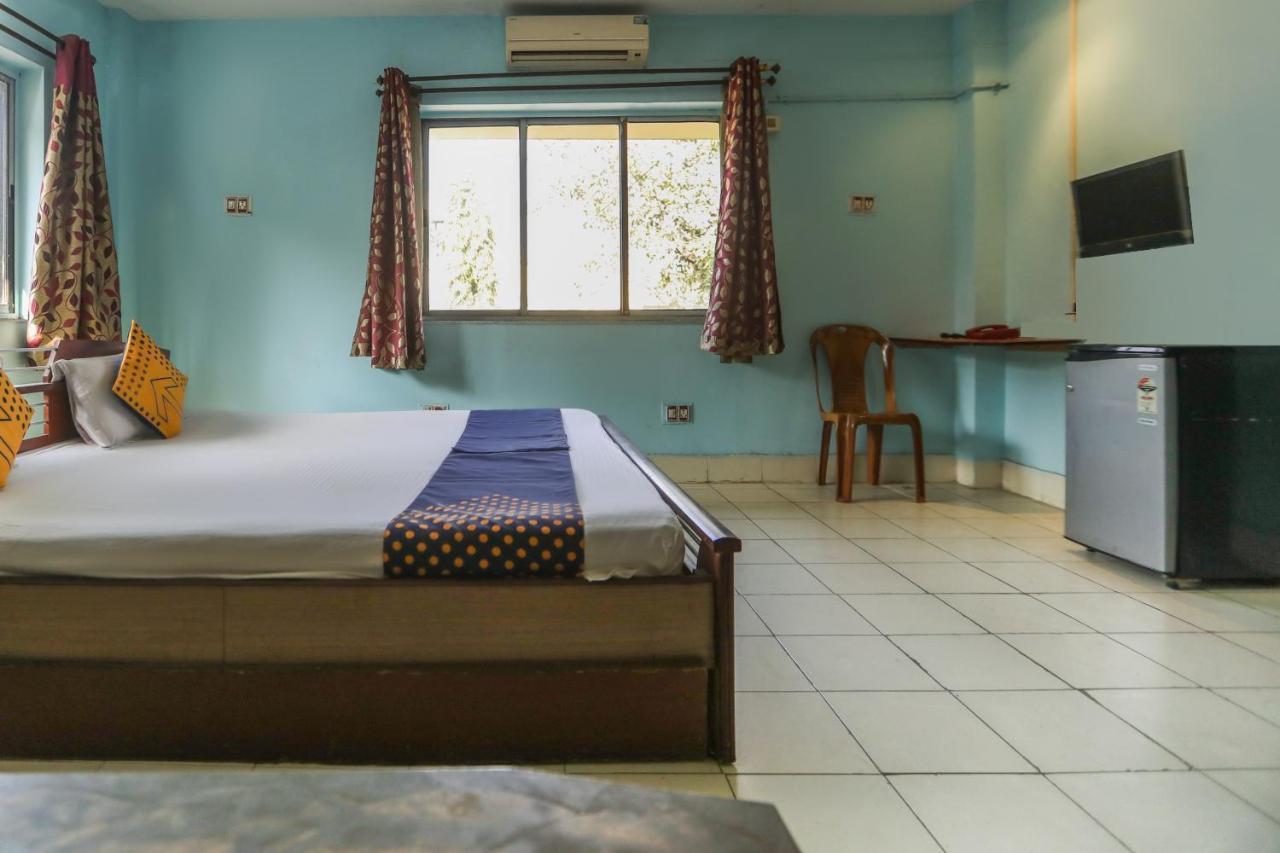 Spot On 10470 Hollywood Joka Hotel Bhasa Luaran gambar