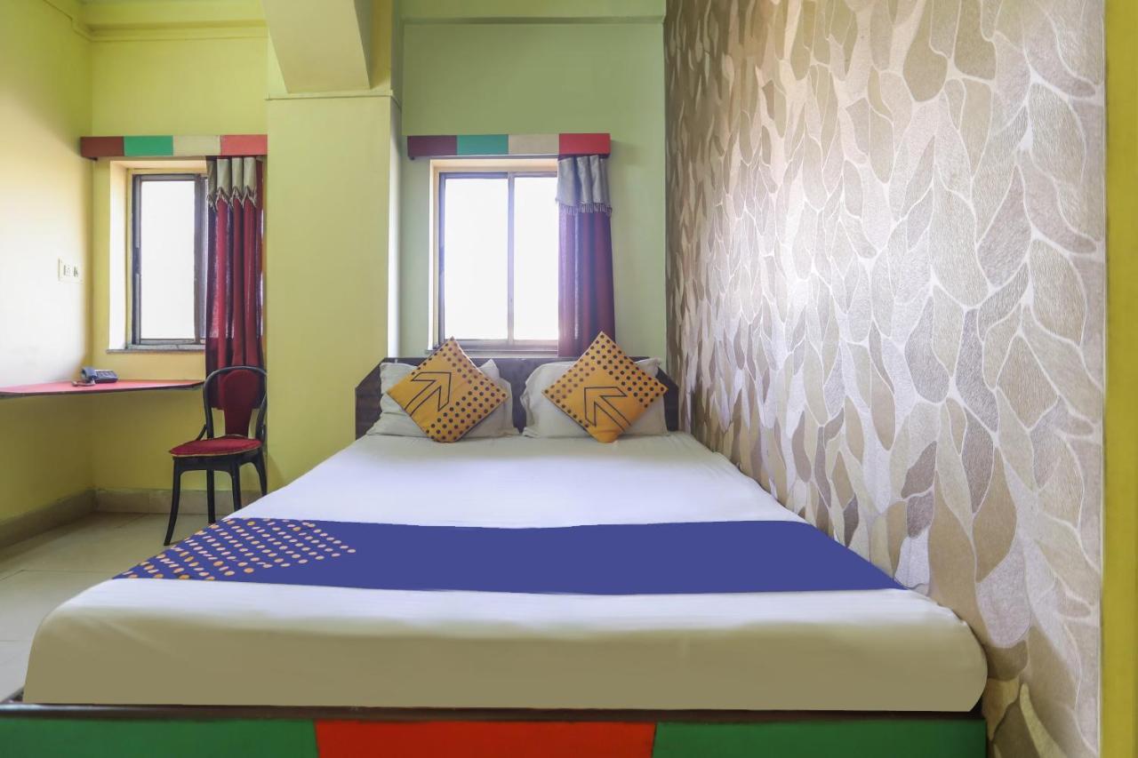 Spot On 10470 Hollywood Joka Hotel Bhasa Luaran gambar
