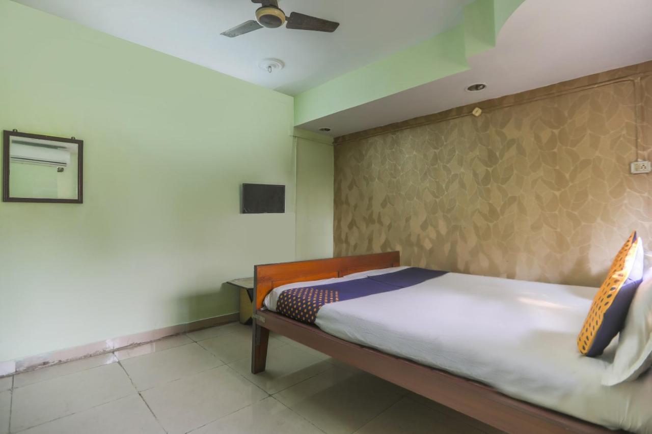 Spot On 10470 Hollywood Joka Hotel Bhasa Luaran gambar